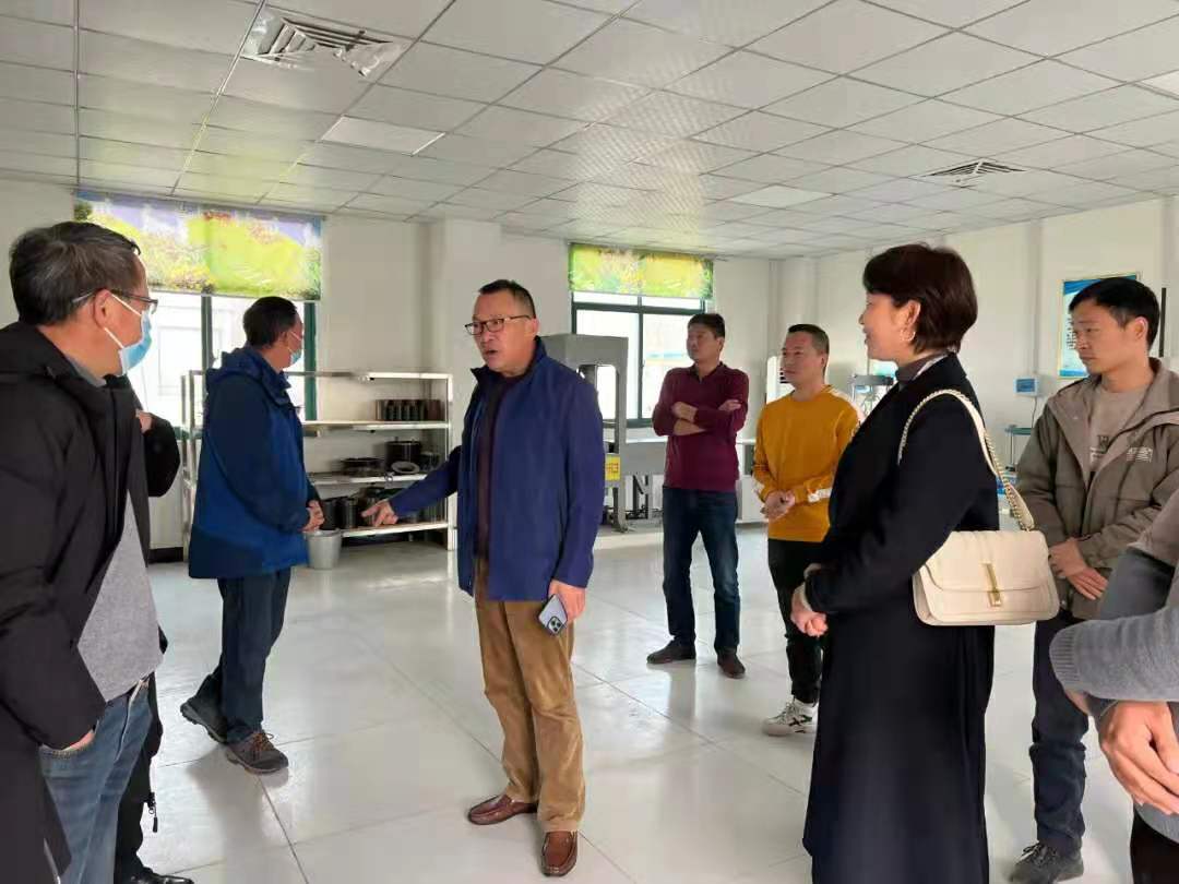 【雙喜訊】永和集團(tuán)城陽(yáng)城分公司瀝青拌合站項(xiàng)目順利取得土地規(guī)劃許可證書(shū)及永和集團(tuán)晟和實(shí)驗(yàn)室升級(jí)改造圓滿(mǎn)完成，今日順利迎來(lái)專(zhuān)家驗(yàn)收！