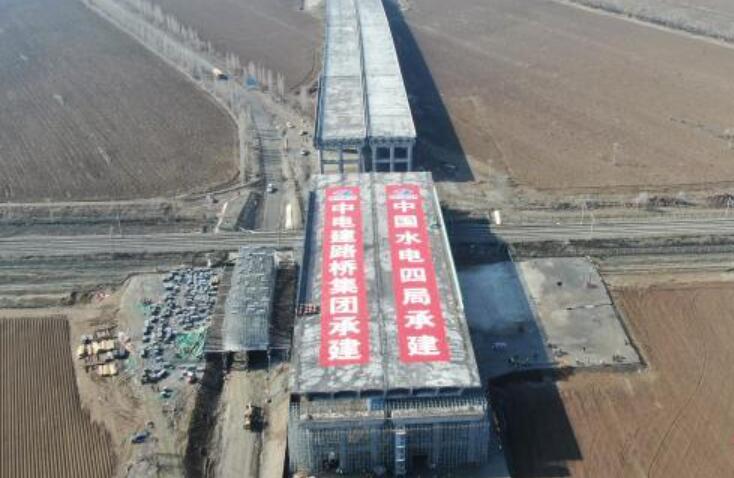 新疆單體最大、橋面最寬、重量最大的轉(zhuǎn)體橋成功轉(zhuǎn)體